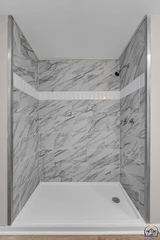 $245,000 | 2393 Southwest Honeysuckle Lane, Topeka, KS 66614