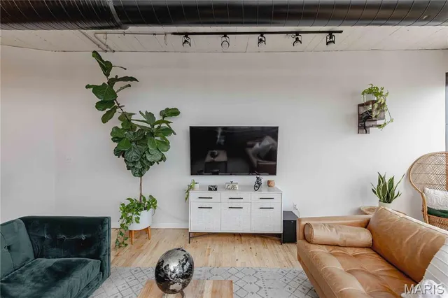 $200,000 | 2020 Washington Avenue, Unit 713, St. Louis, MO 63103