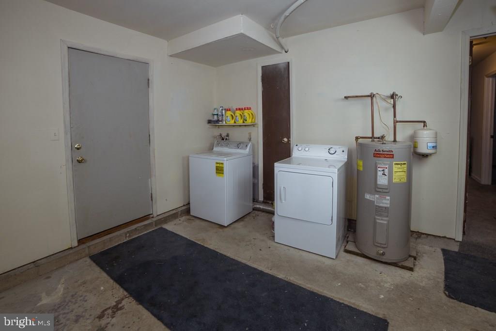 159 Torpedo Road Manahawkin, NJ 08050 - Photo 15 of 15