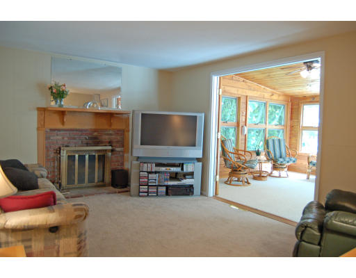19 Thayer Heights Road Hopkinton, MA 01748 - Photo 13 of 22 Gallery Image 13
