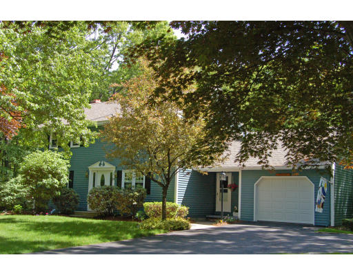 19 Thayer Heights Road Hopkinton, MA 01748 - Photo 2 of 22 Gallery Image 2