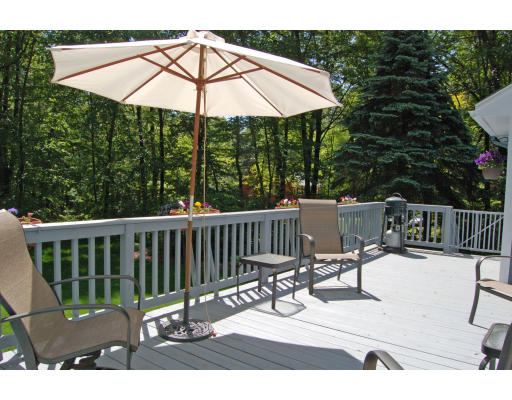 19 Thayer Heights Road Hopkinton, MA 01748 - Photo 4 of 22 Gallery Image 4