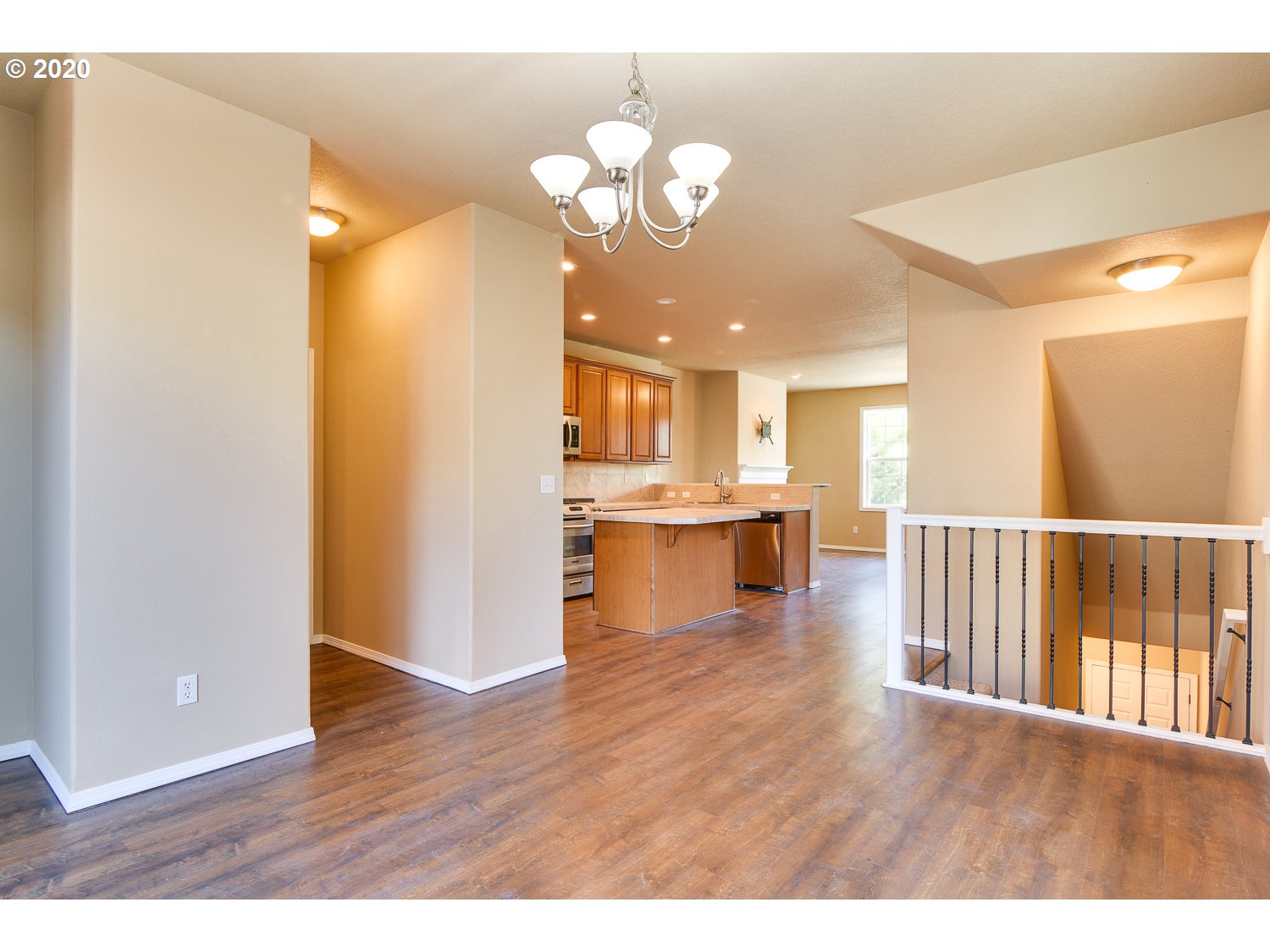 4841 Southeast Davis Road Hillsboro, OR 97123 - Photo 19 of 27 Gallery Image 19