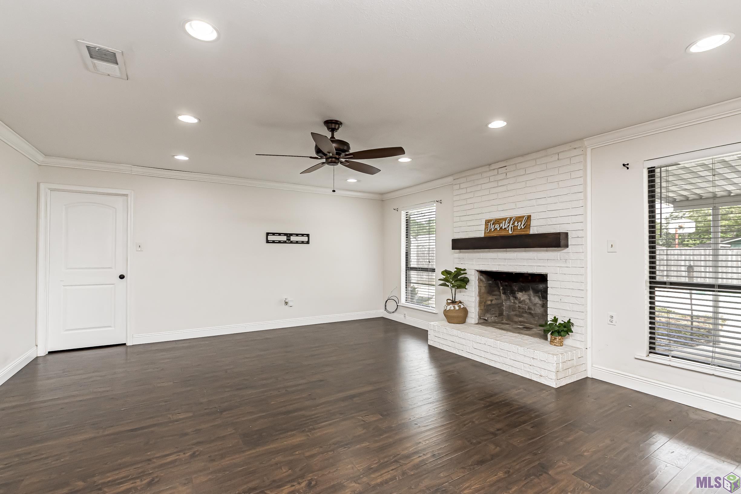 427 Cockerham Road Denham Springs, LA 70726 - Photo 5 of 21 Gallery Image 5