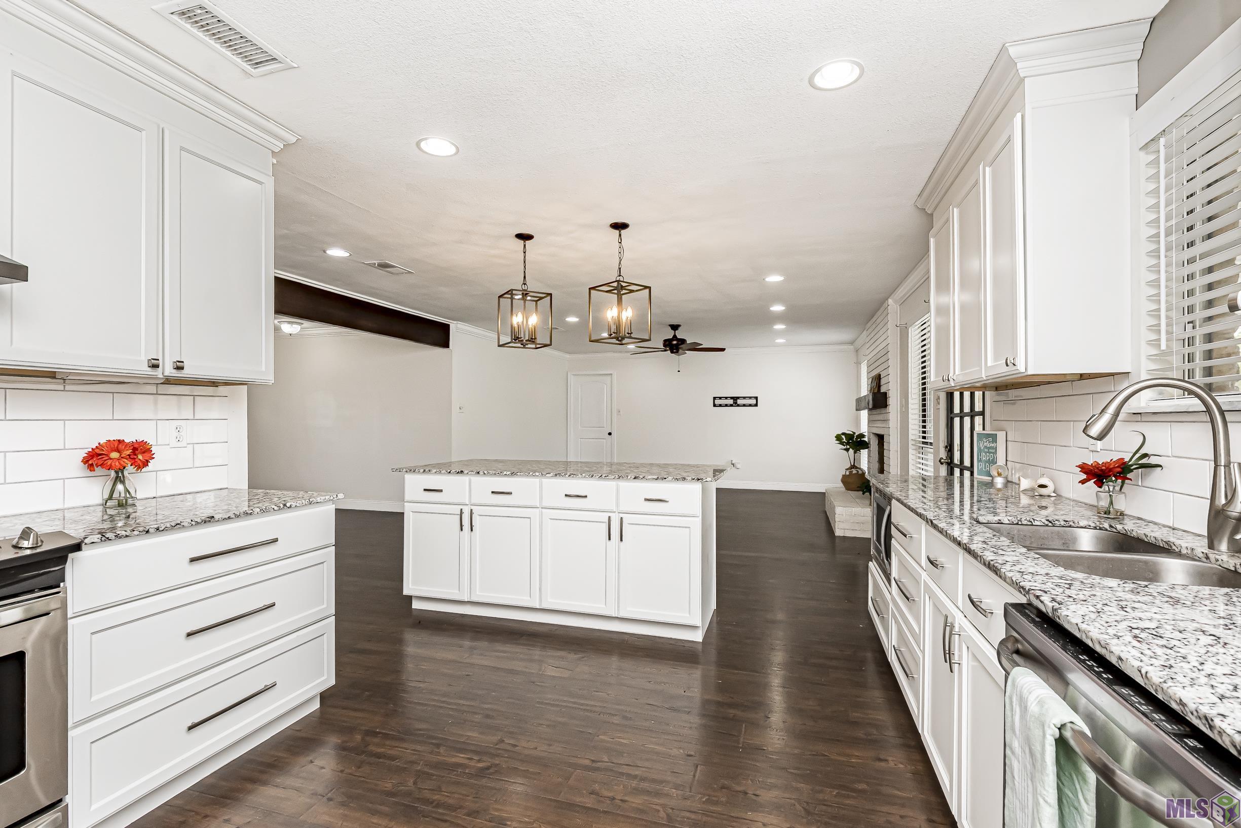427 Cockerham Road Denham Springs, LA 70726 - Photo 7 of 21 Gallery Image 7