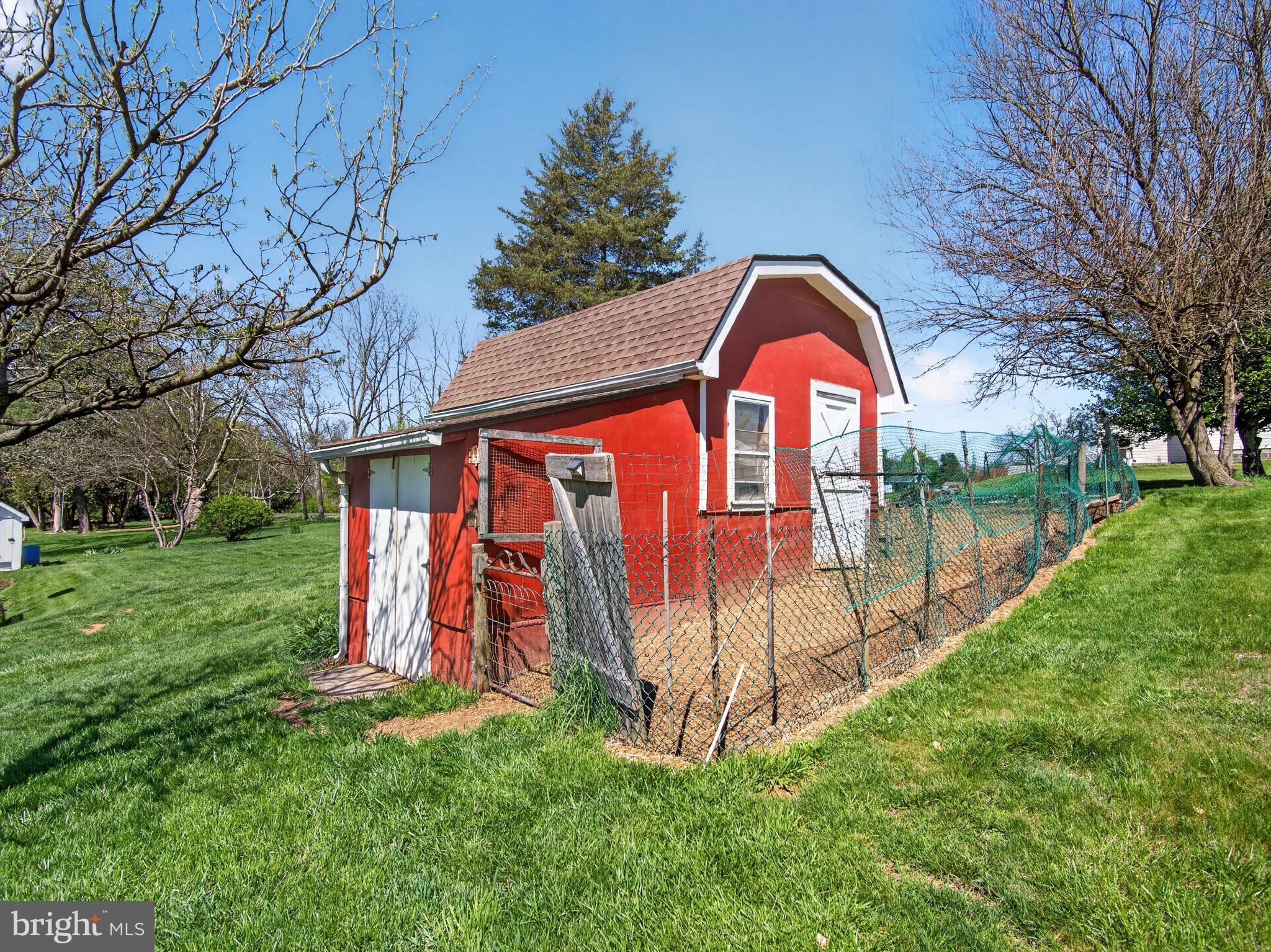 8275 Mertztown Road Alburtis, PA 18011 - Photo 23 of 53