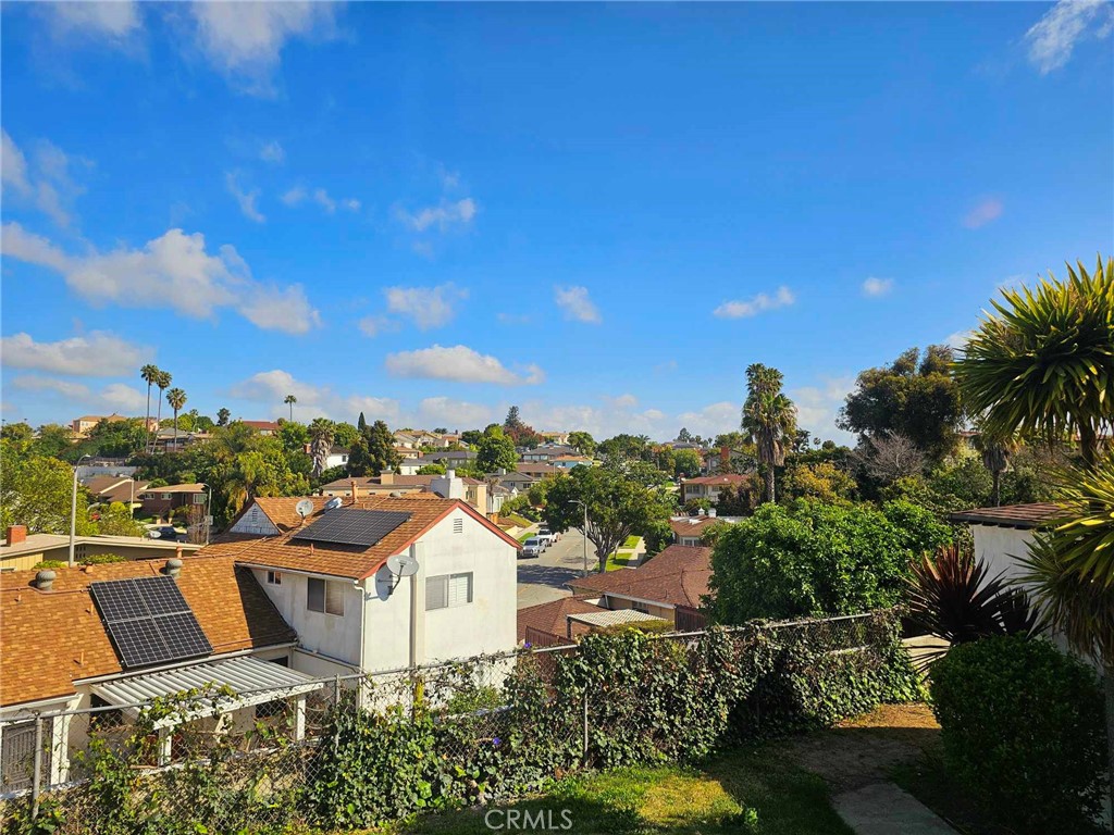 5259 Angeles Vista Boulevard View Park, CA 90043 - Photo 36 of 42 a view of a city