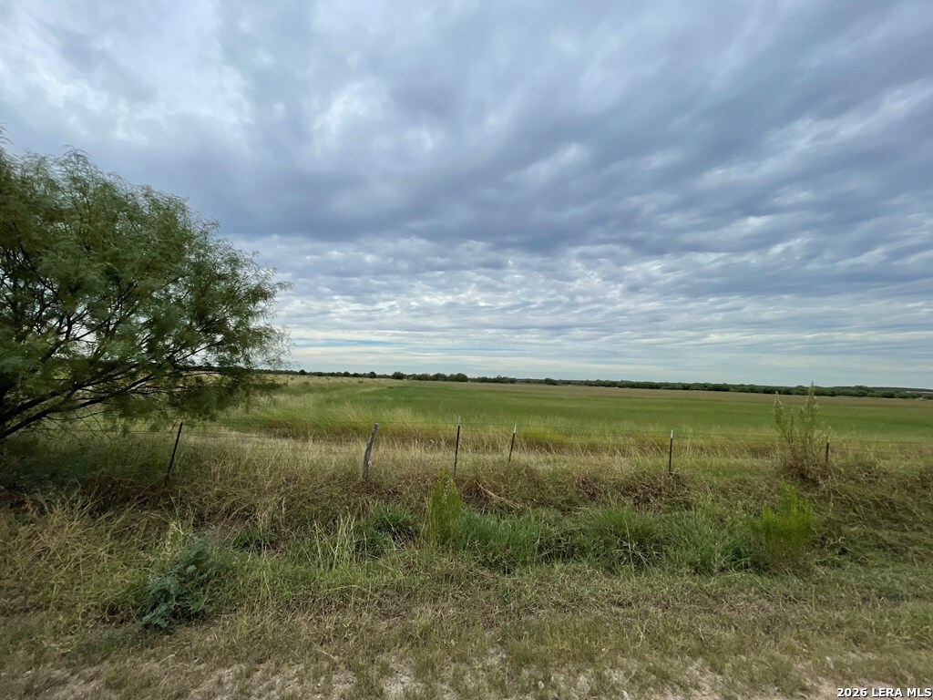 1085 Moses Road Quemado, TX 78877 - Photo 4 of 8