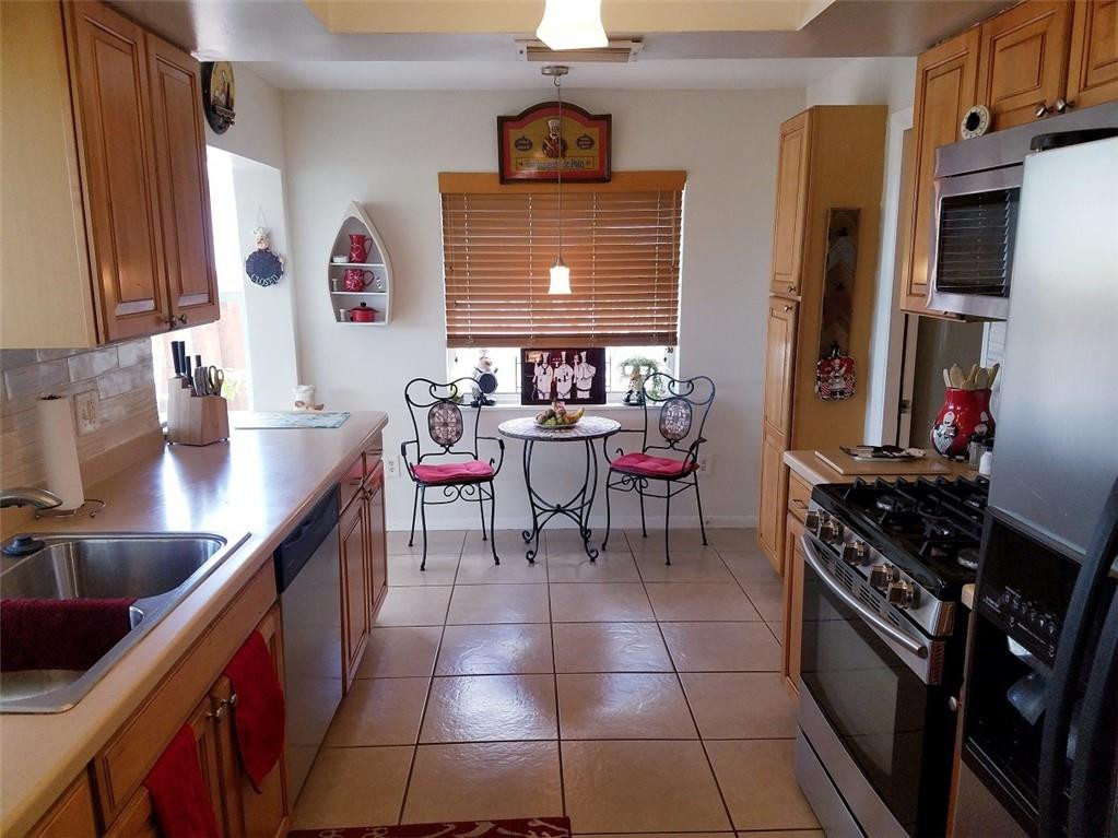 22642 Southwest 64th Way Boca Raton, FL 33428 - Photo 12 of 26 Photo 12