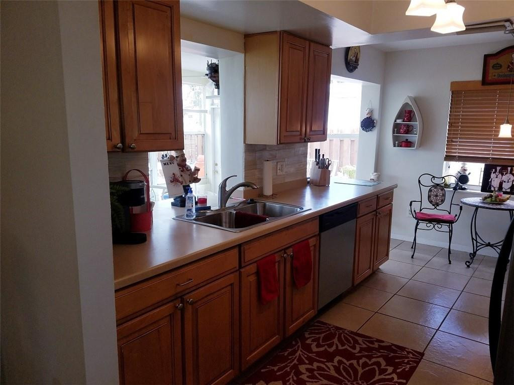 22642 Southwest 64th Way Boca Raton, FL 33428 - Photo 13 of 26 Photo 13