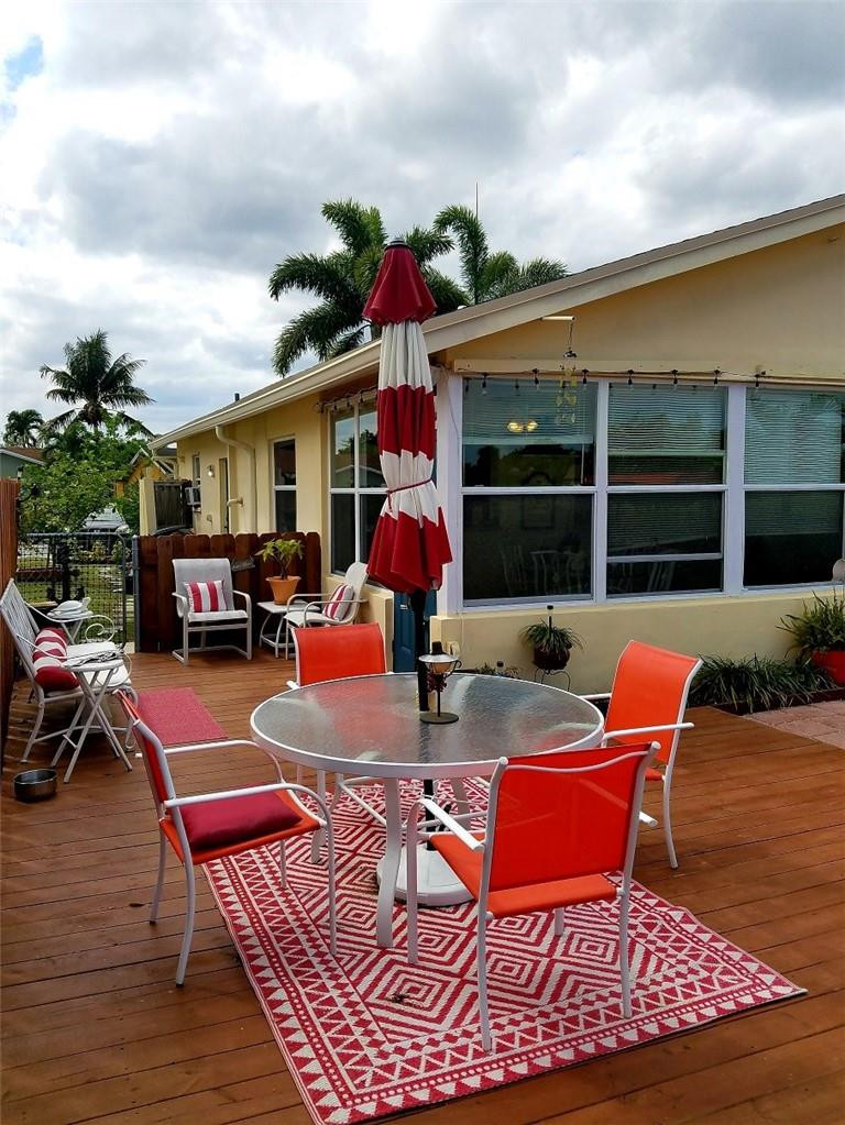 22642 Southwest 64th Way Boca Raton, FL 33428 - Photo 16 of 26 Photo 16
