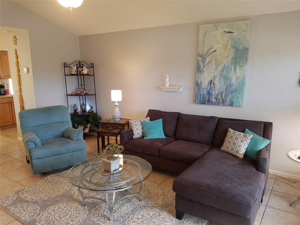 22642 Southwest 64th Way Boca Raton, FL 33428 - Photo 3 of 26 Photo 3