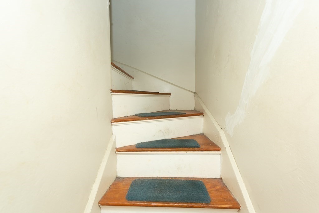 142 Bellevue Road Lynn, MA 01904 - Photo 26 of 42 Gallery Image 26