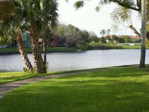 829 Camino Road, Unit 212 Delray Beach, FL 33445 - Photo 20 of 30 s30