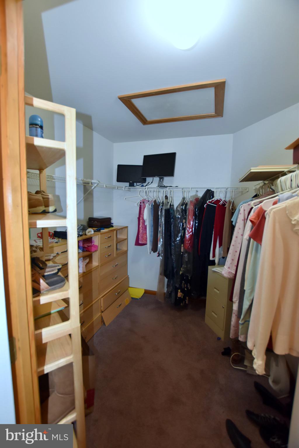 3 Patterson Lane Sicklerville, NJ 08081 - Photo 15 of 41 Wal-In Closet