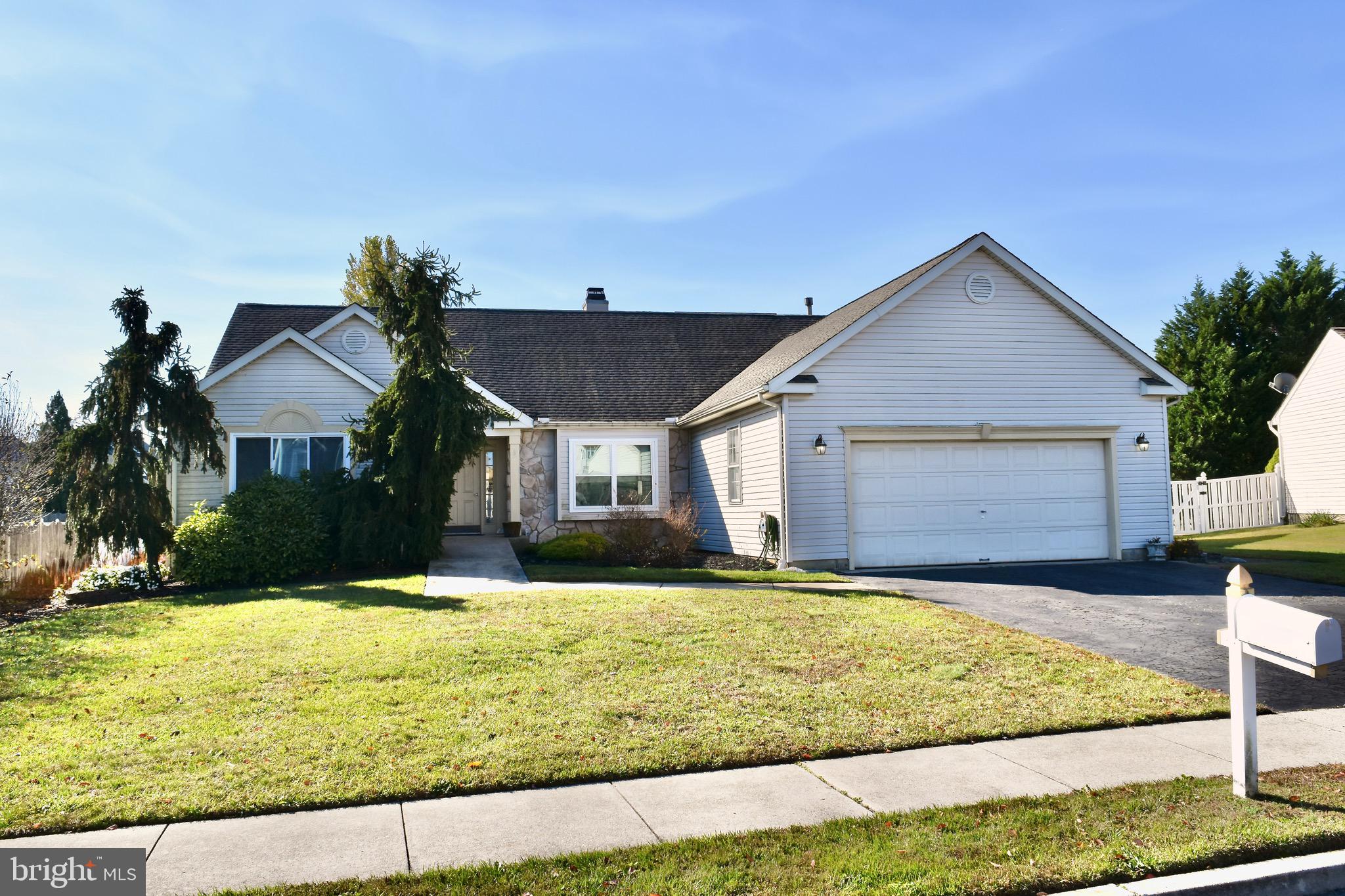 3 Patterson Lane Sicklerville, NJ 08081 - Photo 2 of 41