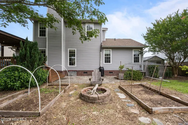 $337,500 | 206 Lansing Court, Jacksonville, NC 28540