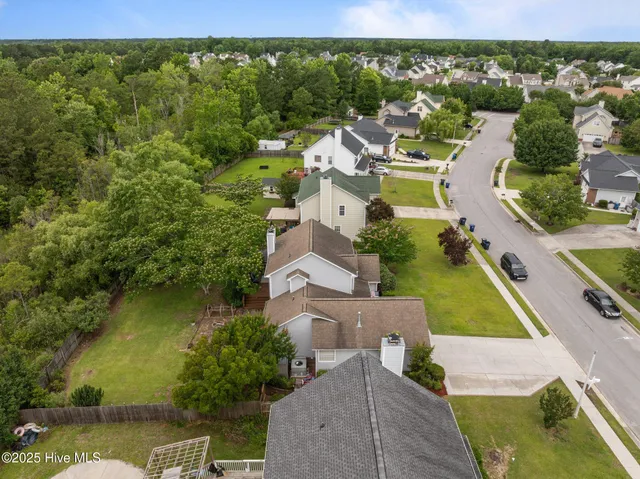 $337,500 | 206 Lansing Court, Jacksonville, NC 28540