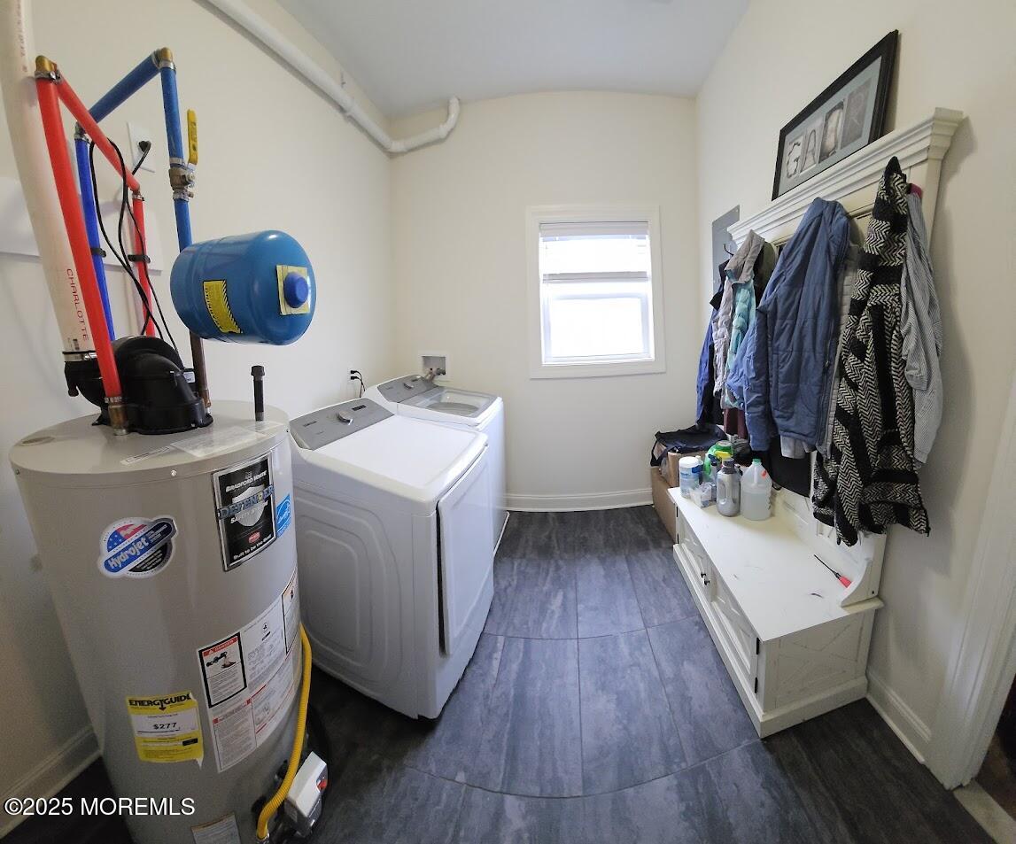 137 Jordan Road Brick, NJ 08724 - Photo 15 of 38 a utility room with dryer and washer