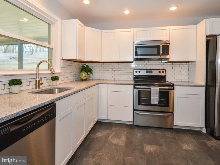 1668 Aidenn Lair Road Dresher, PA 19025 - Photo 11 of 25 Gallery Image 11