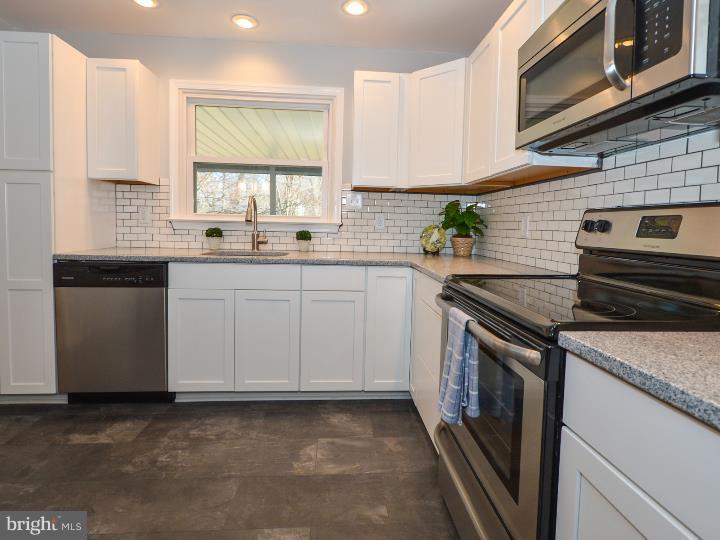 1668 Aidenn Lair Road Dresher, PA 19025 - Photo 12 of 25 Gallery Image 12