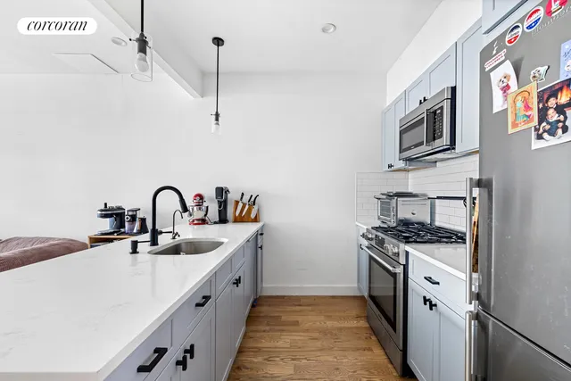 $799,000 | 27 Kossuth Place, Unit 4C | Bushwick