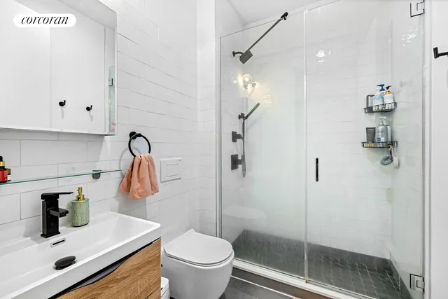 $799,000 | 27 Kossuth Place, Unit 4C | Bushwick