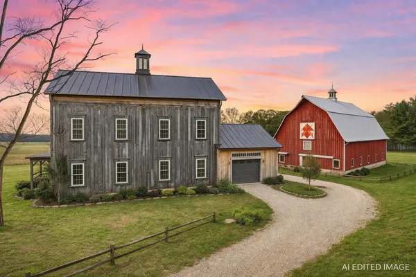 $849,000 | 33511 Old Mill Drive, Lone Rock, WI 53556