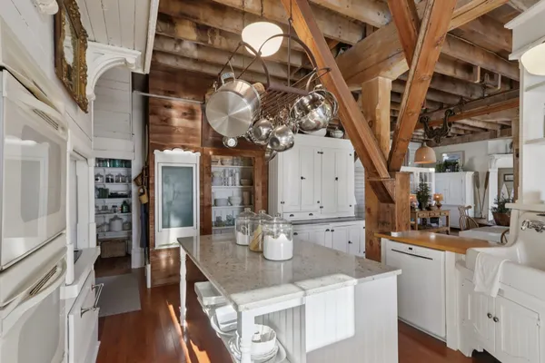 $849,000 | 33511 Old Mill Drive, Lone Rock, WI 53556