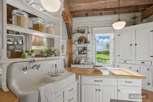 $849,000 | 33511 Old Mill Drive, Lone Rock, WI 53556