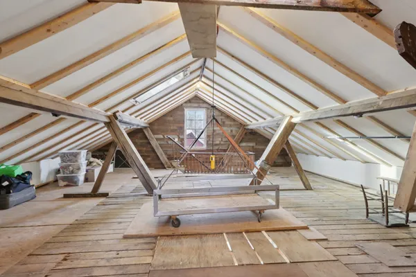 $849,000 | 33511 Old Mill Drive, Lone Rock, WI 53556