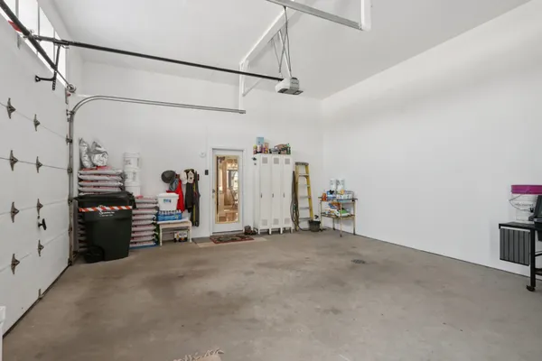 $849,000 | 33511 Old Mill Drive, Lone Rock, WI 53556