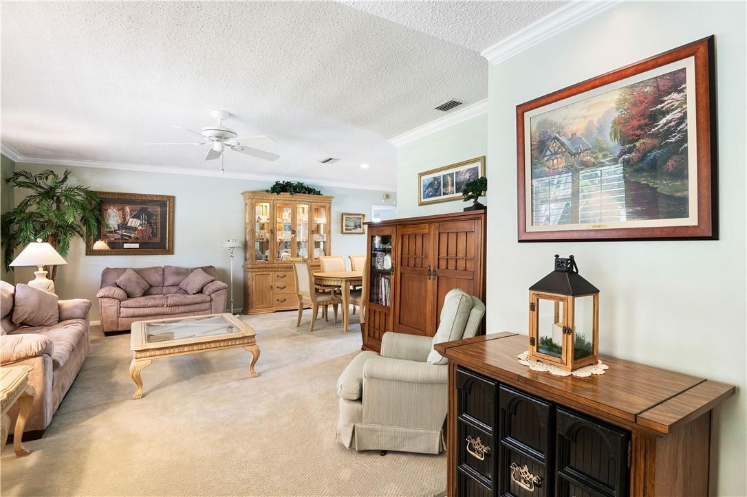 49 Southwest 10th Drive Boca Raton, FL 33486 - Photo 4 of 30 Photo 4
