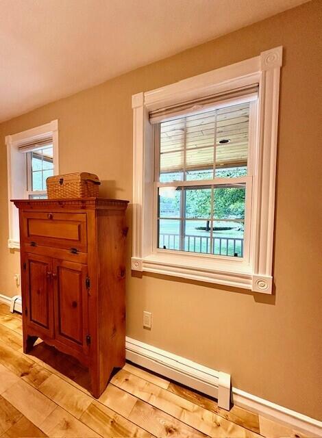 47 Belaire Drive Springvale, ME 04083 - Photo 25 of 38 Dining room