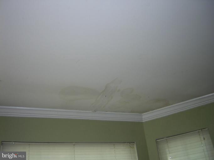 14829 Bolton Road Centreville, VA 20121 - Photo 1 of 27 Interior (General)