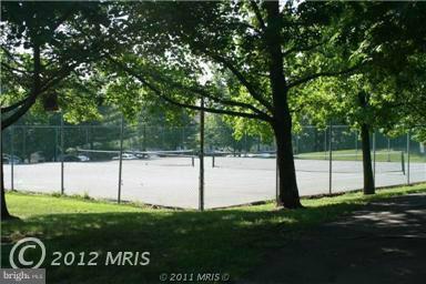 14829 Bolton Road Centreville, VA 20121 - Photo 21 of 27 Community