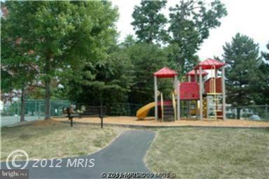 14829 Bolton Road Centreville, VA 20121 - Photo 22 of 27 Community