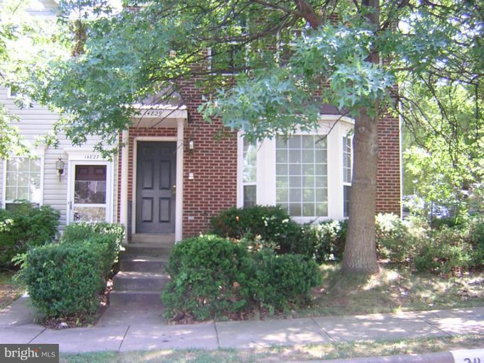 14829 Bolton Road Centreville, VA 20121 - Photo 27 of 27 Exterior (Front)