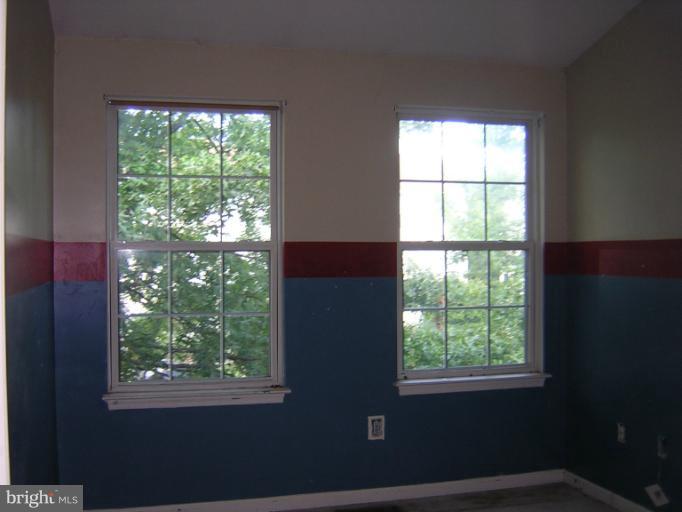 14829 Bolton Road Centreville, VA 20121 - Photo 7 of 27 Bedroom