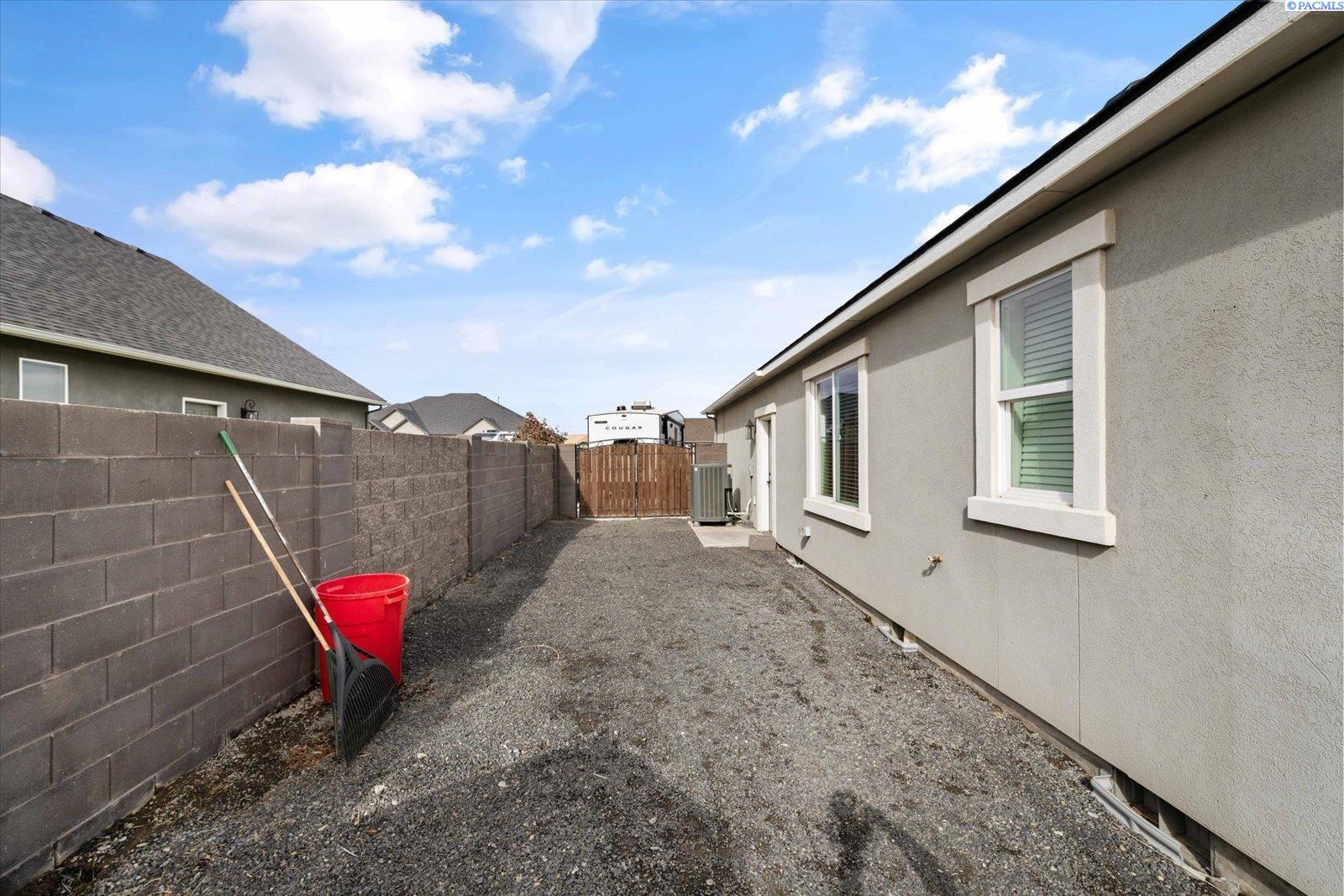 84905 Wallowa Road Kennewick, WA 99338 - Photo 45 of 50 Gallery Image 45