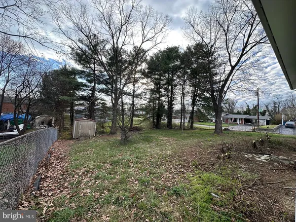 $2,600 | 100 Cherry Hill Drive, Winchester, VA 22602