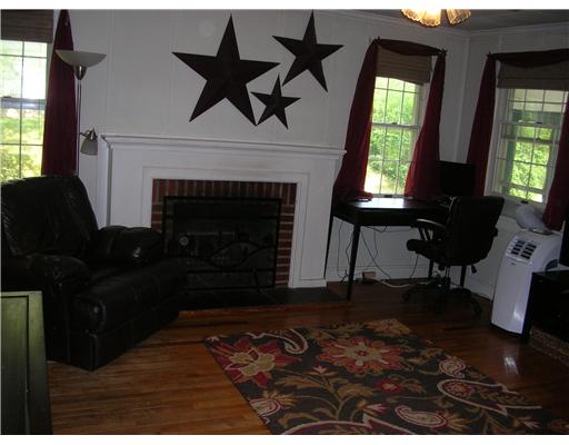 15 Tunmore Road Smithfield, RI 02828 - Photo 3 of 19 Living Room.