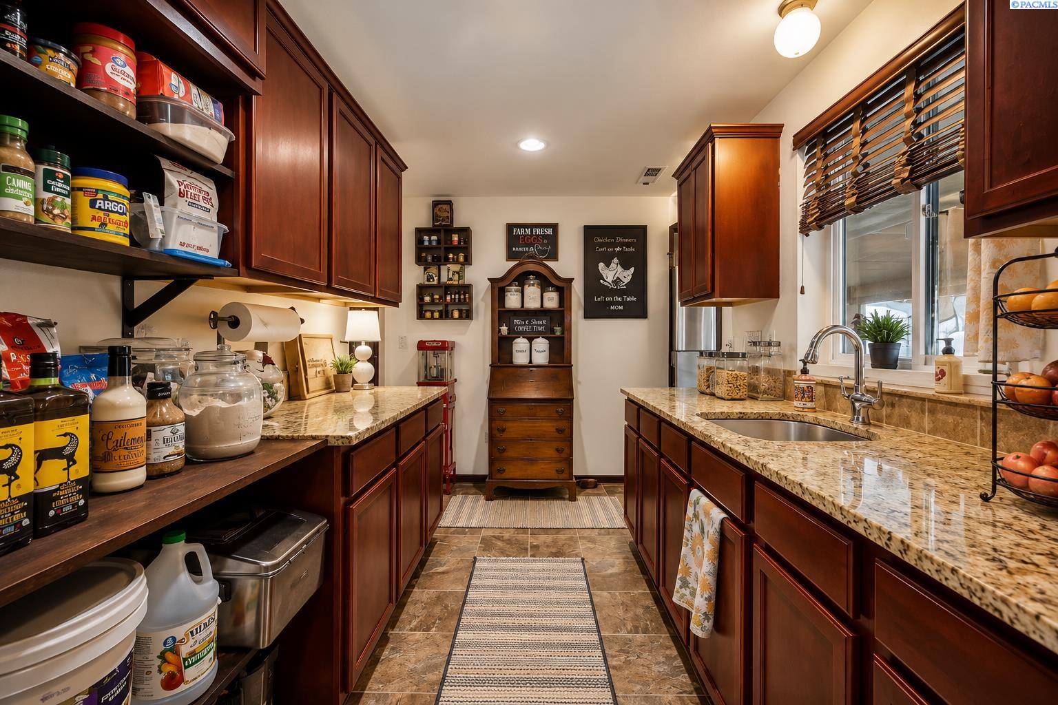 223108 East Perkins Road Kennewick, WA 99337 - Photo 36 of 49 Gallery Image 36