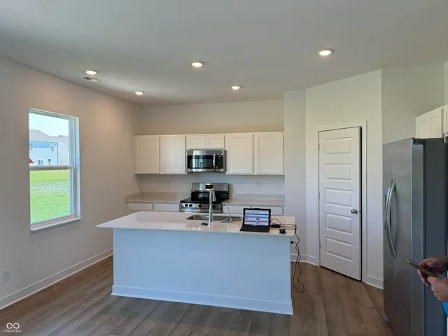 $2,499 | 1048 Bald Tree Drive, Westfield, IN 46074