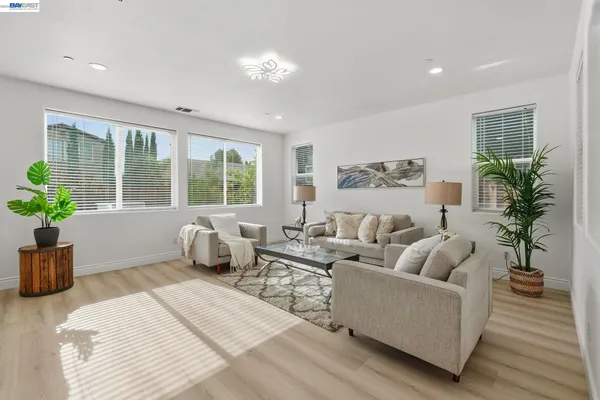 $968,000 | 574 Mandevilla Drive, Brentwood, CA 94513