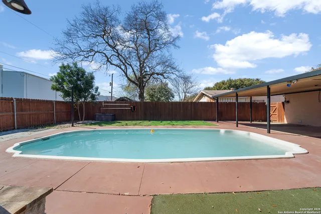 $275,000 | 5110 Village Row, San Antonio, TX 78218