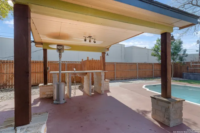 $275,000 | 5110 Village Row, San Antonio, TX 78218