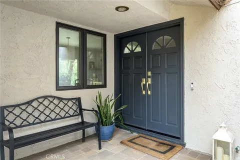 $1,425,000 | 720 Starlight Heights Drive, La Canada Flintridge, CA 91011