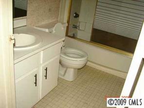 11049 Cedar View Road, Unit 8325 Charlotte, NC 28226 - Photo 4 of 5 Gallery Image 4