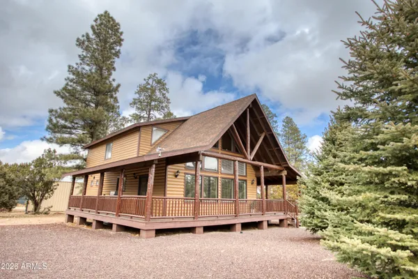 $679,000 | 2010 Christmas Pine Road, Overgaard, AZ 85933